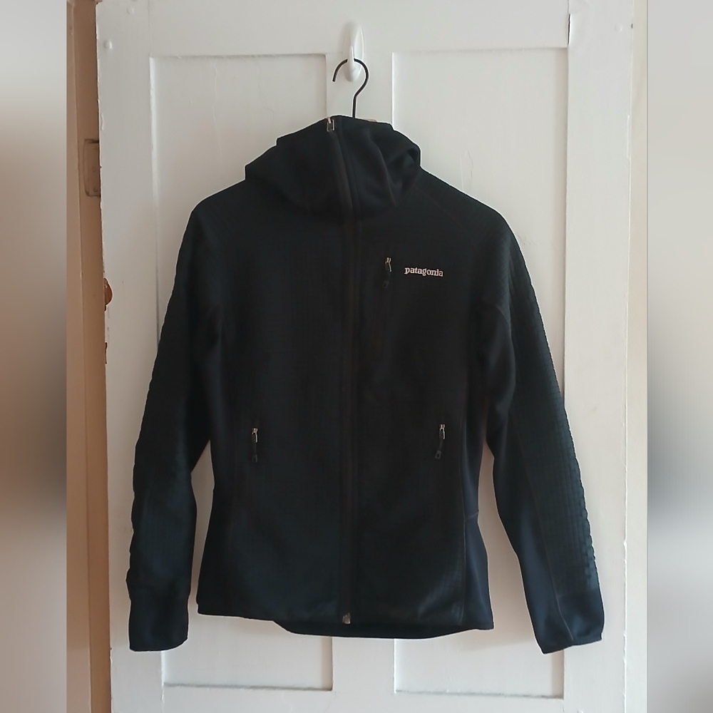 Patagonia Black Full-Zip Hooded Jacket